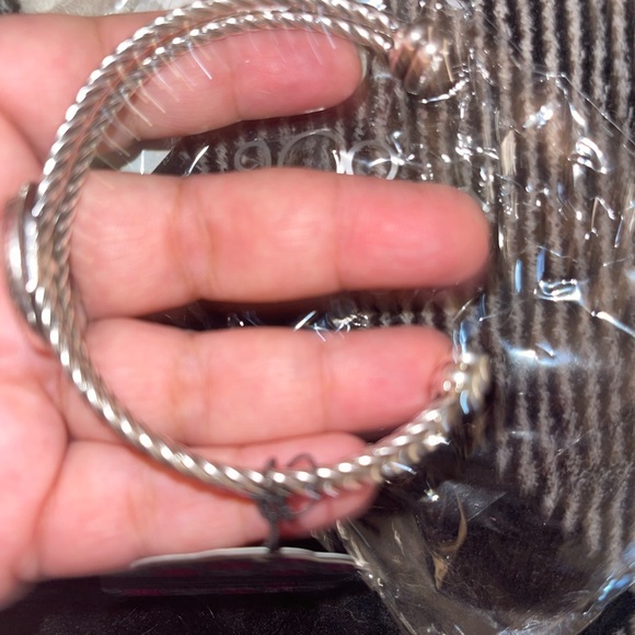 Beautiful - Picture 2 of 2